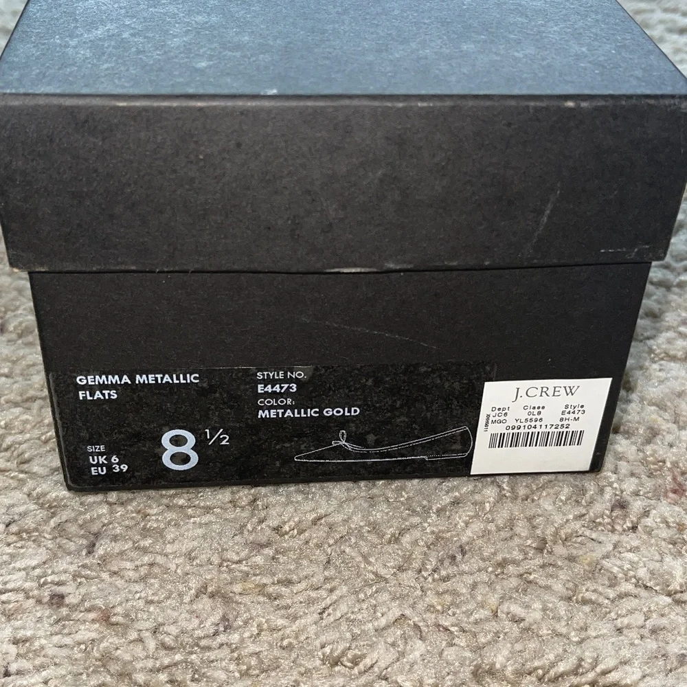 J.Crew Gemma Cap-toe Flats in Metallic Gold Sz 8.5 Gently Loved w/Box - Picture 9 of 12